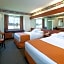 Microtel Inn & Suites By Wyndham Pueblo