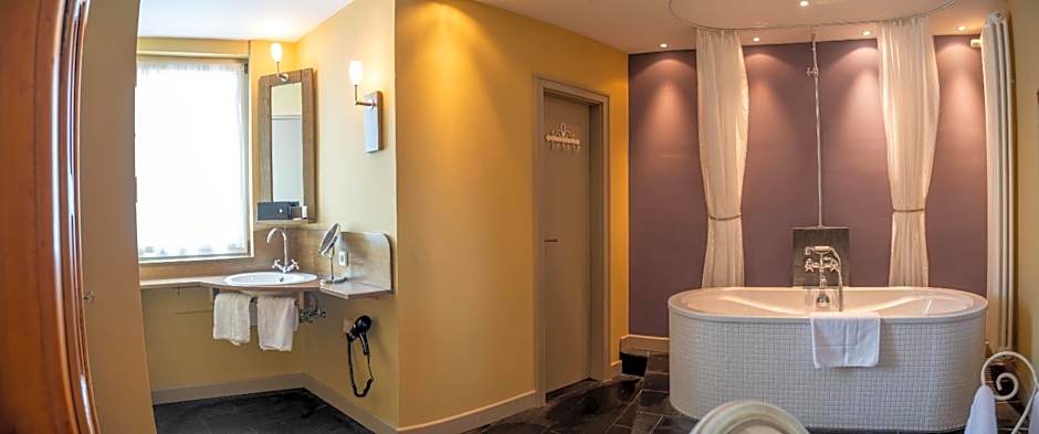 Friedrich von Schiller Hotel