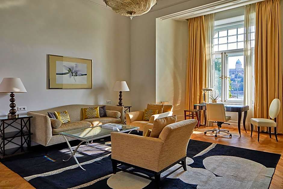 Four Seasons Hotel Gresham Palace Budapest