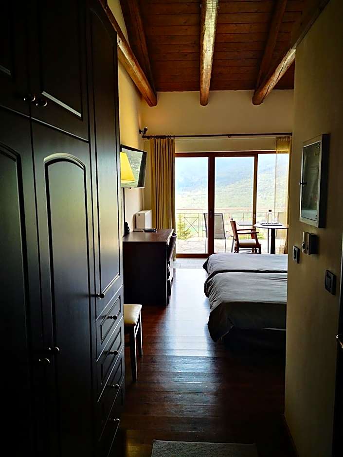 Olvios Hotel