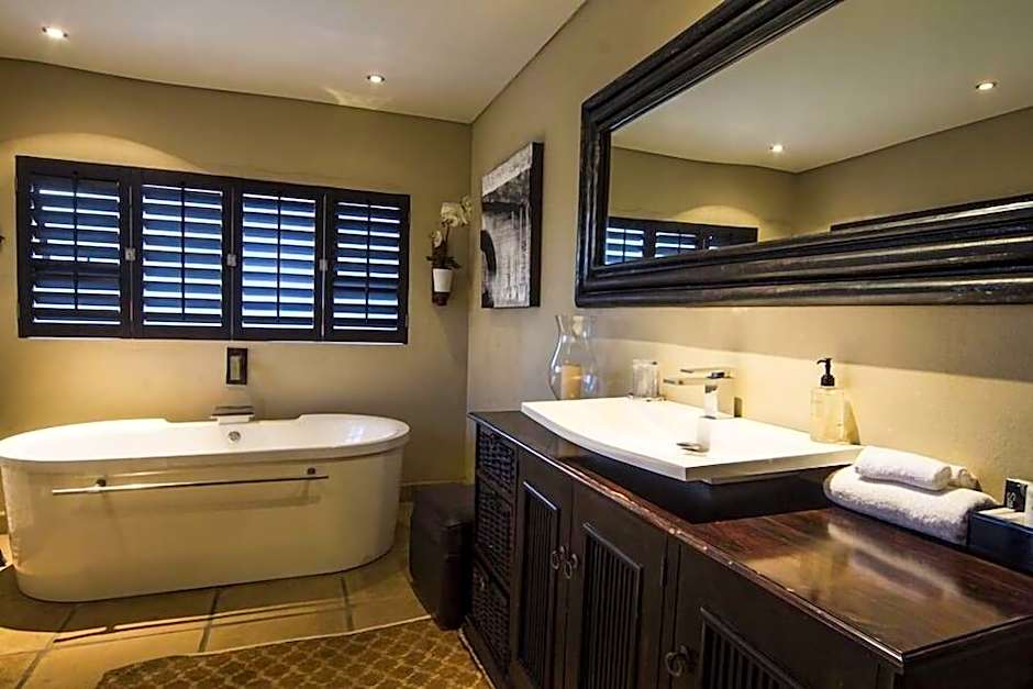 Cowrie Cove Guest House