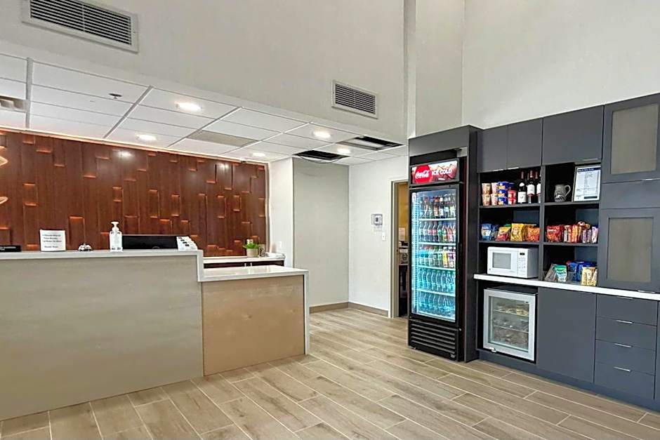 Comfort Inn & Suites Sturbridge-Brimfield