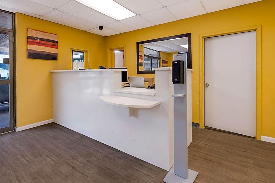 Econo Lodge Gretna - New Orleans