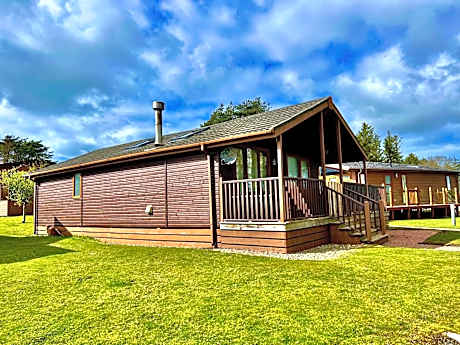 Forest Lodge 18 at Hafan Y Mor
