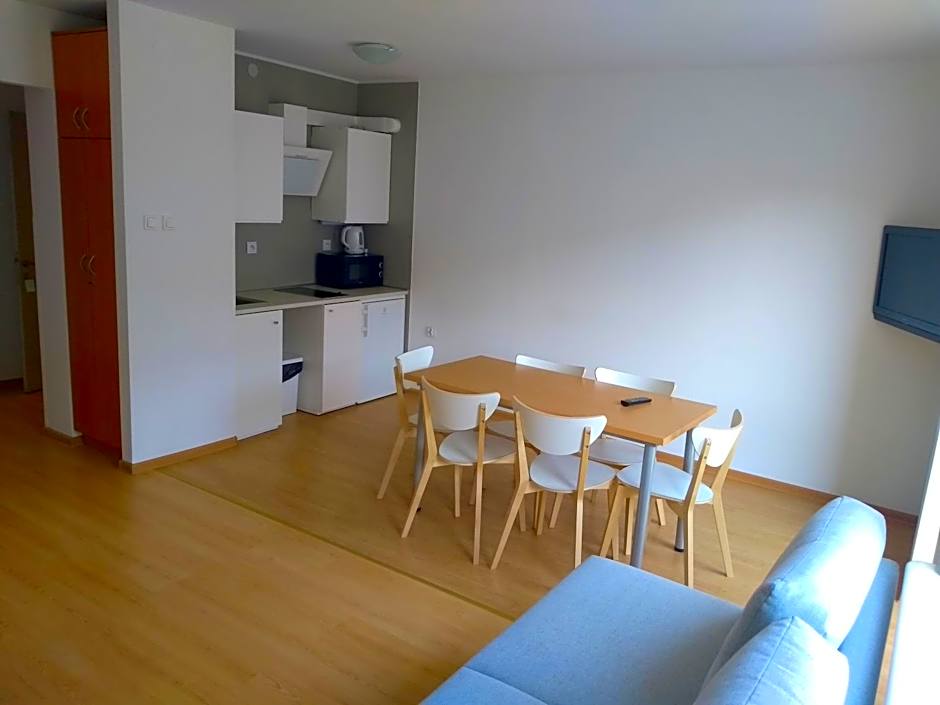 Warsaw Apartments Magnolie