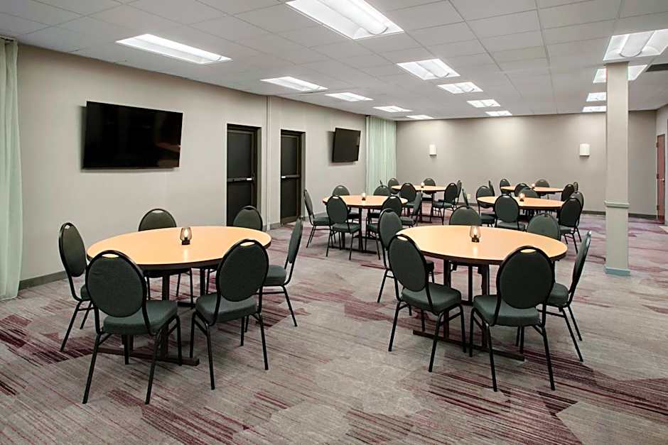 Courtyard by Marriott Mt. Laurel Cherry Hill