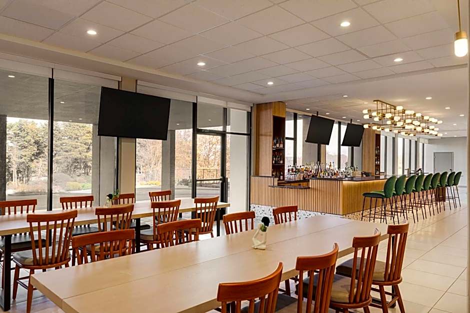 Wyndham Garden Atlanta Airport