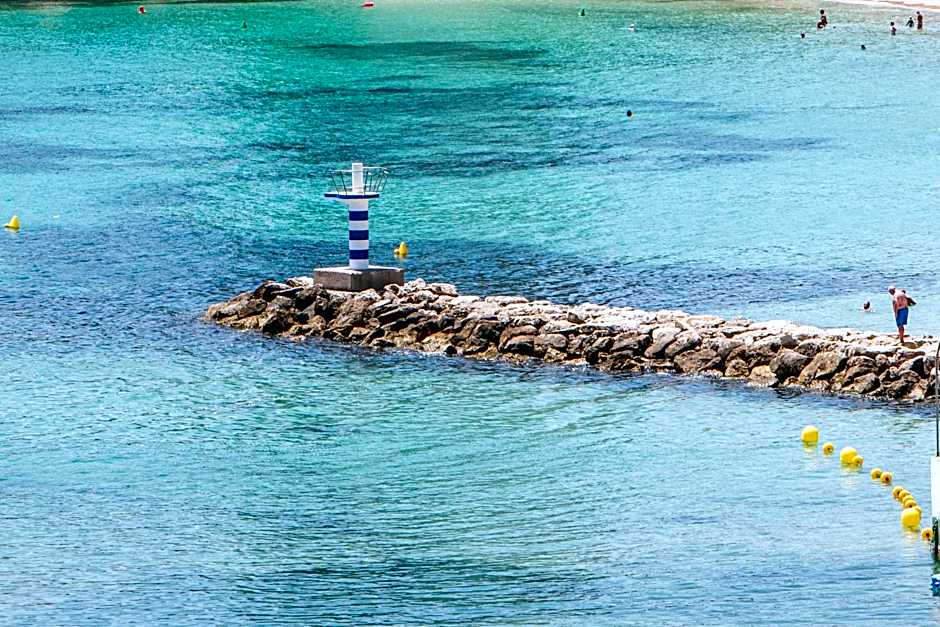 Roc Portonova Apartaments