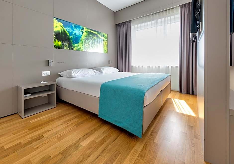 Aquatis Hotel