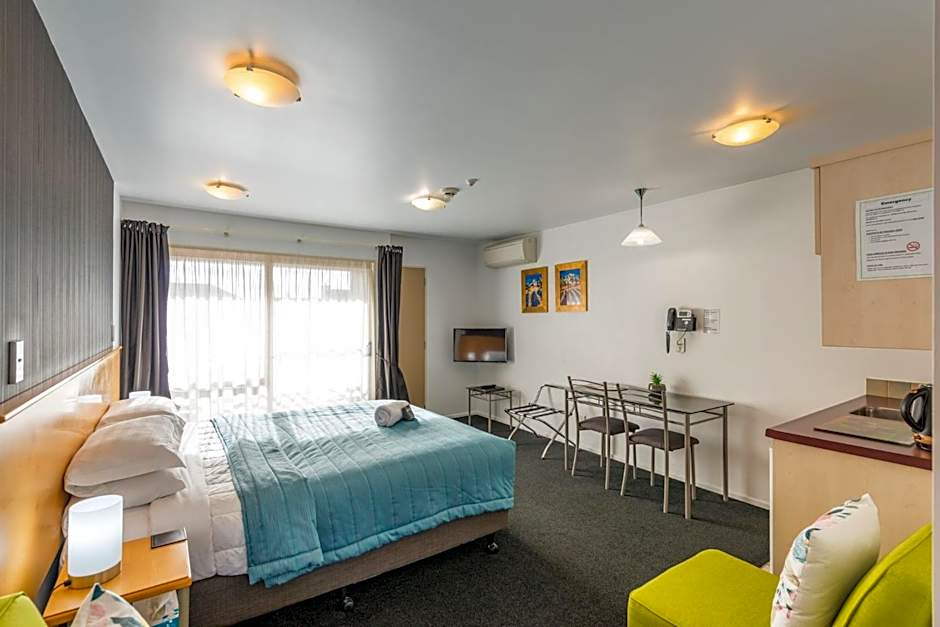 Roma On Riccarton Motel