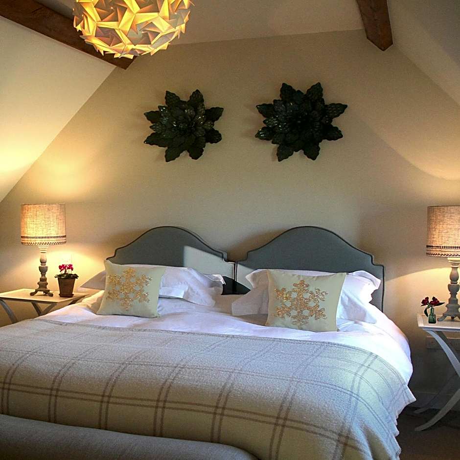 The Swan Inn Swinbrook