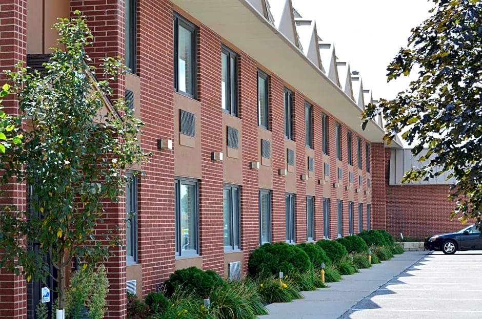 Best Western Starlite Village