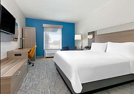 1 King Bed Standard