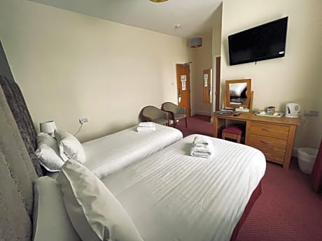 Economy Twin Room