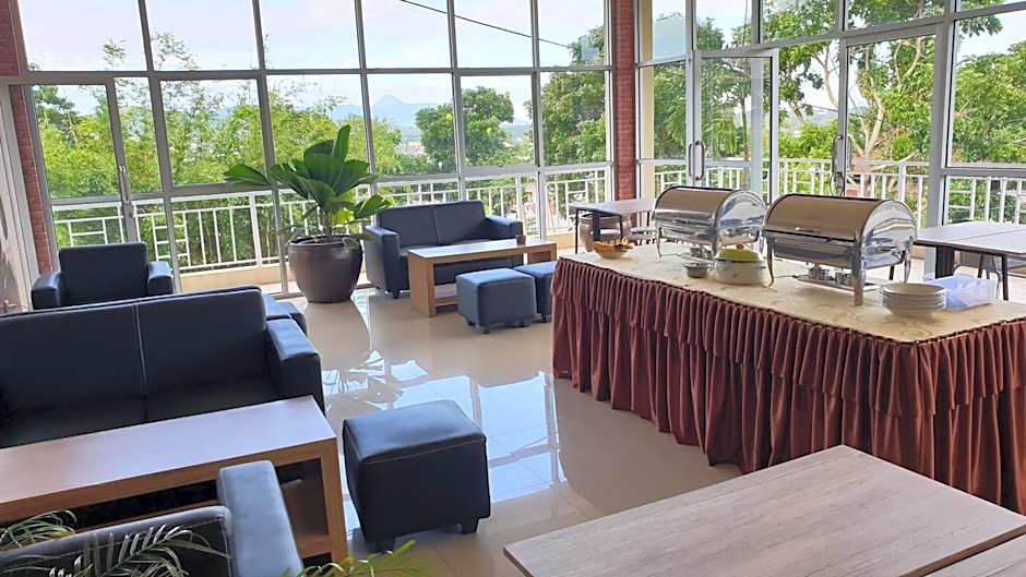 Tulip Inn Tomohon
