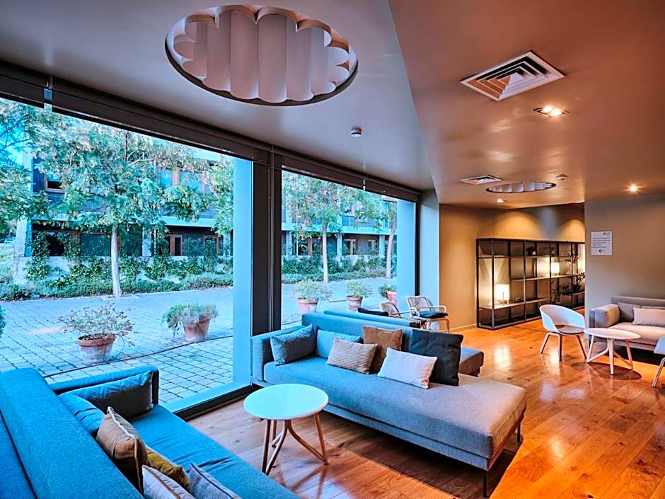 Qgat Restaurant Events & Hotel