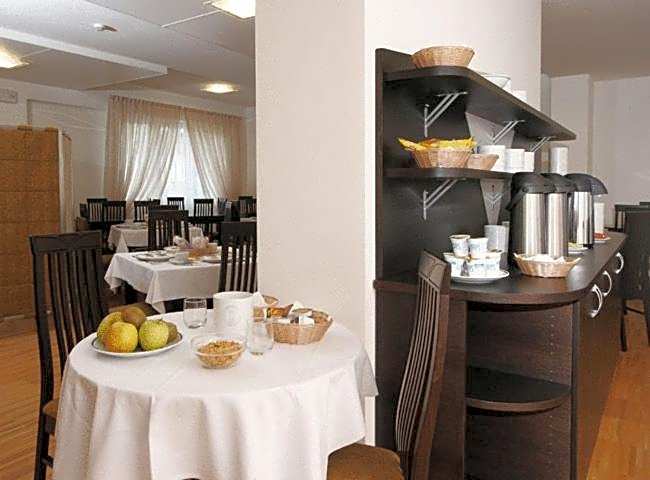 Hotel Mary
