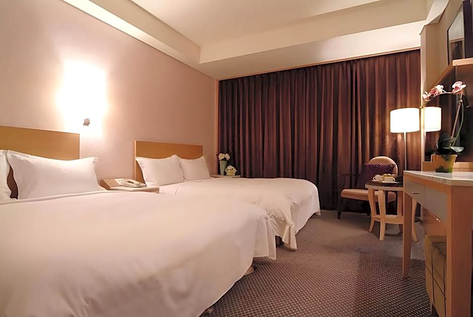 KEEBE Hotel