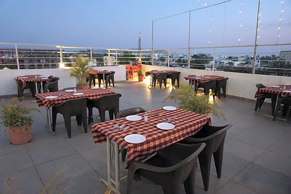 Hotel Kohinoor Plaza