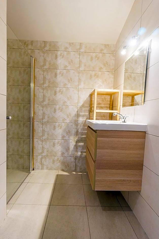 Praga Apartments & Restaurant Zell am See-Kaprun