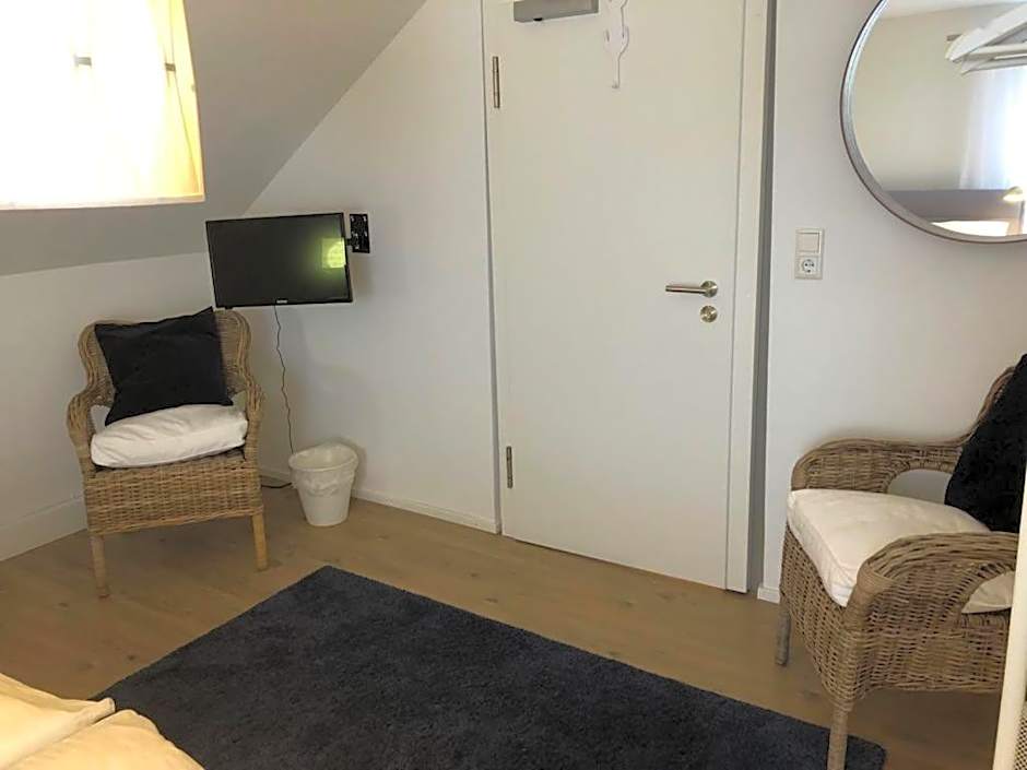 ZUM BAHNHÖFLE Restaurant & Hotel - Albbruck Am Rhein