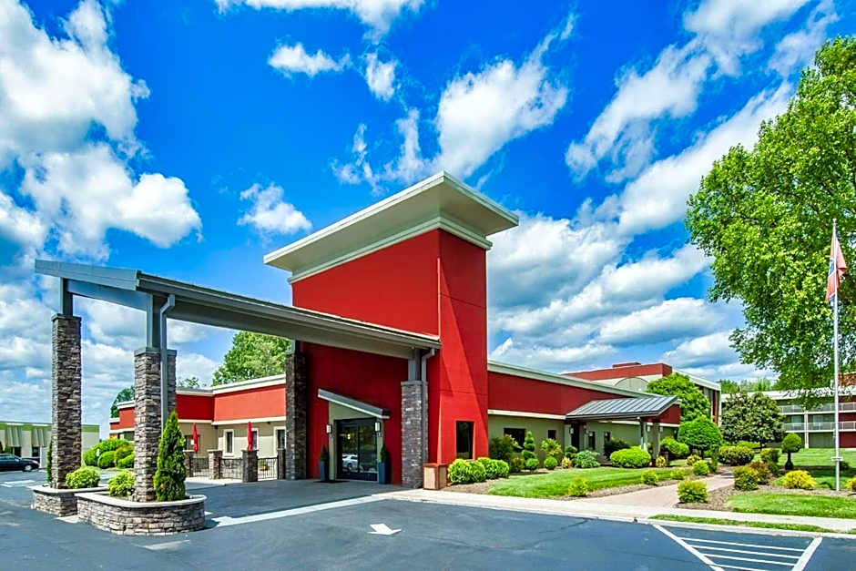 Days Inn & Suites by Wyndham Johnson City