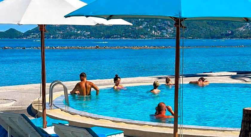 Combo Beach Hotel Samui