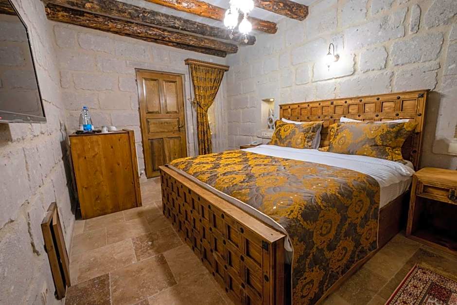 Underground Cave Suites Hotel