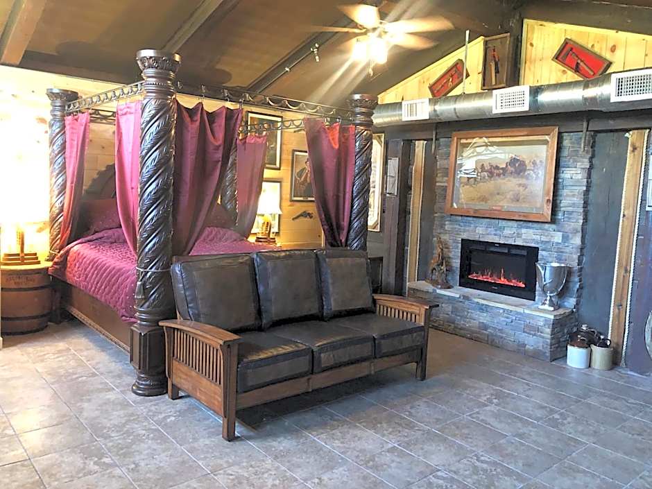 Samantha's Timber Inn