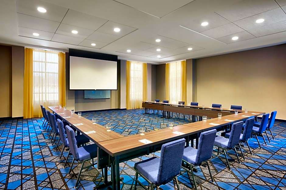 Courtyard by Marriott Lincoln Downtown/Haymarket