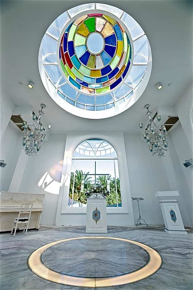 Shangrila Boutique Hotel