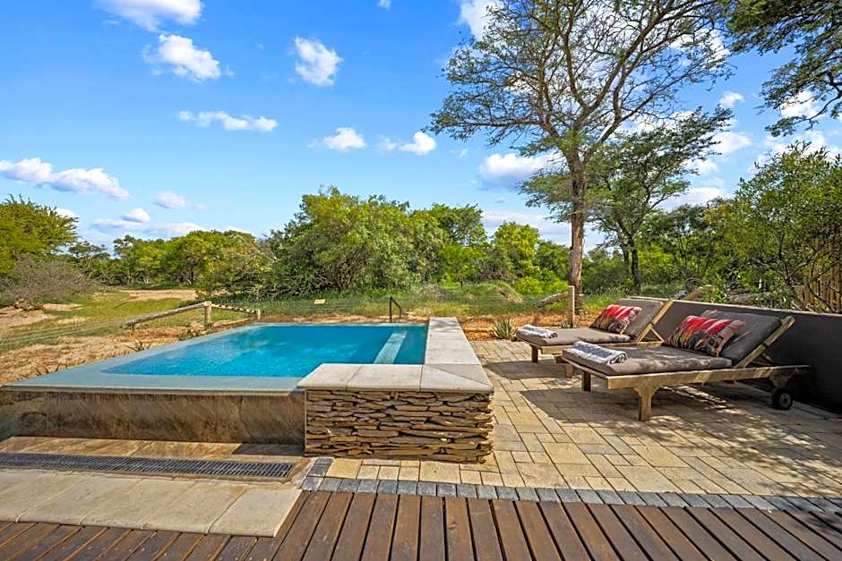 Little Africa Safari Lodge