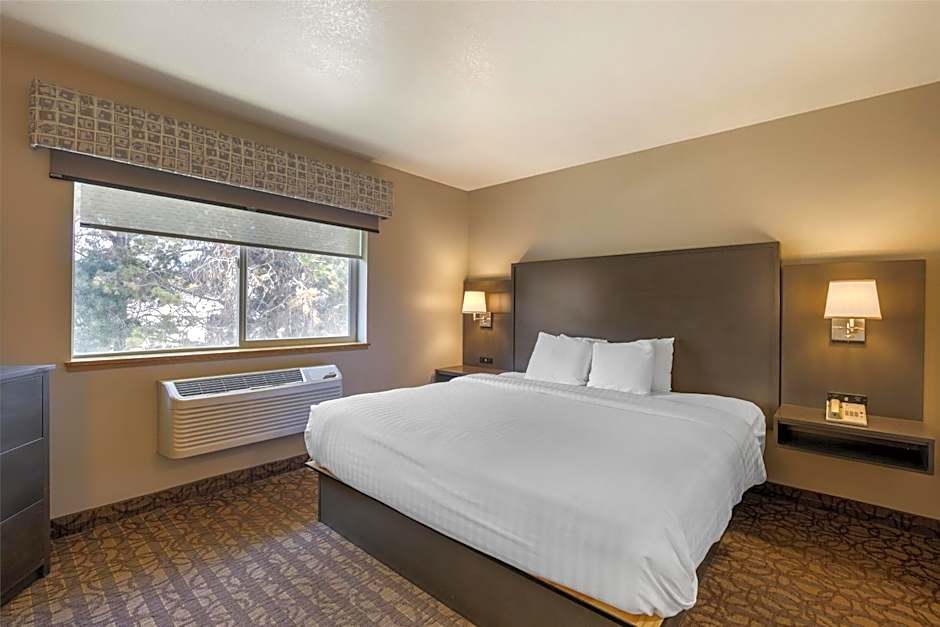 Best Western Sawtooth Inn And Suites