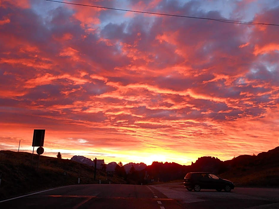 Rifugio Capanna Passo Valles