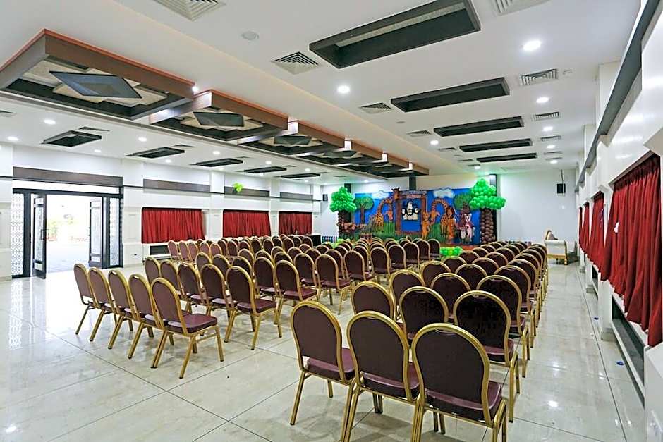 897 Hotel Surabhi Elite – Hyderabad, IN