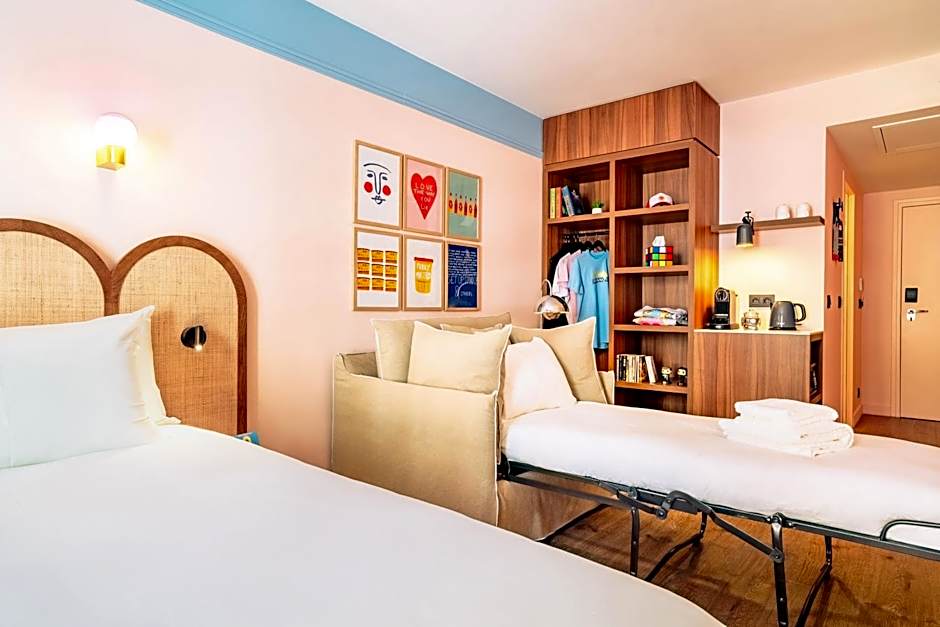 RockyPop Marseille Hotel