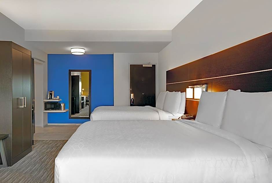Holiday Inn Express And Suites Milwaukee - Brookfield By IHG