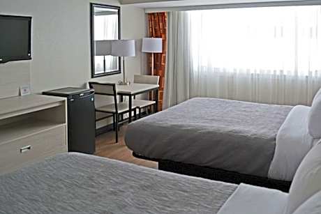 2 Queen Beds Nonsmoking Accessible