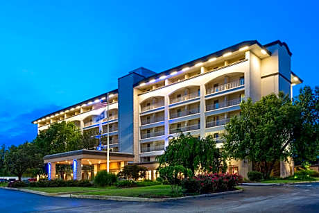 Holiday Inn Express Hotel & Suites Philadelphia - King of Prussia by IHG