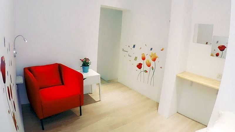 4Plus Hostel