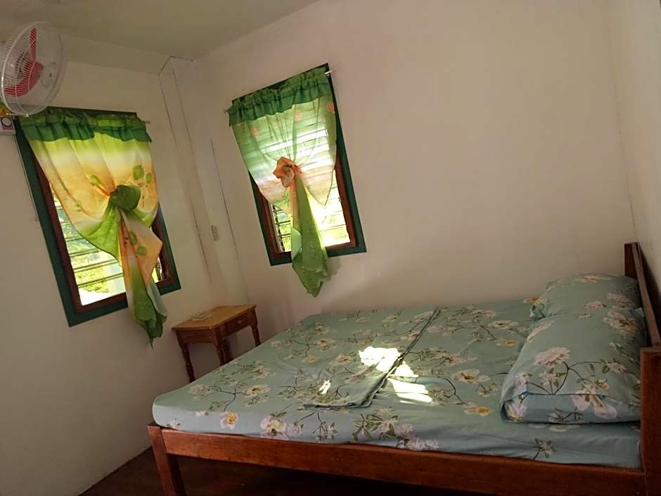 Jeno Tourist Inn