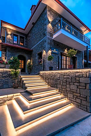 FLOARA DI MUNTE Forest Luxury Suites