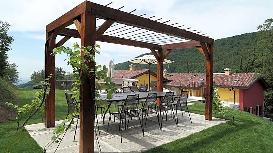 AGRITURISMO ACINATICO WINE RELAIS