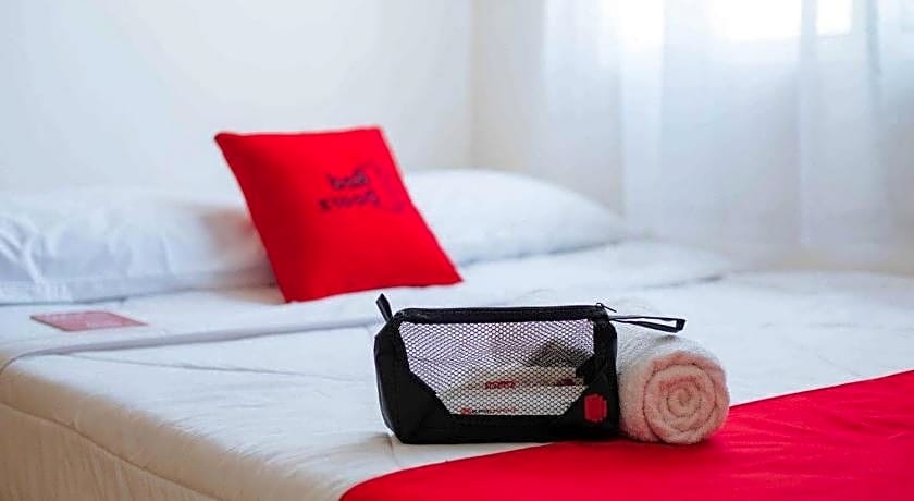 RedDoorz near Lampung Walk 2