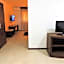 Mondrian Suite Hotel