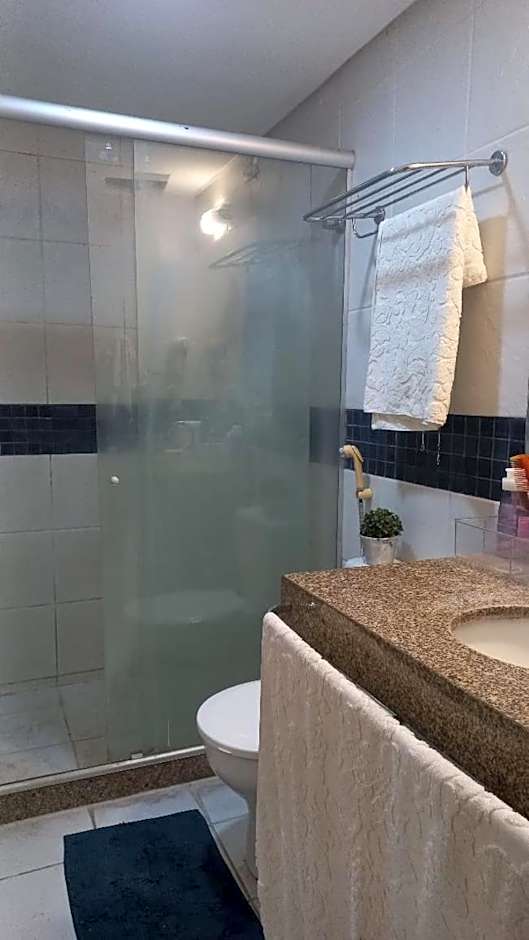 Flat mobiliado, beira mar na melhor localização da Praia do Cabo Branco - João Pessoa PB