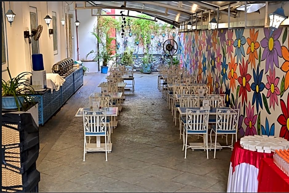StayBird - B Suite Business Hotel