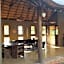 Zebula Golf and Wildlife Estate - Giraffe Plains Pax 4 - Moi Signature Luxury villa