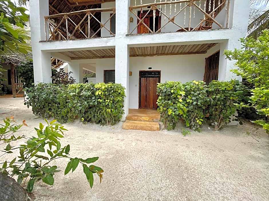 HEBE Bungalows Lodge