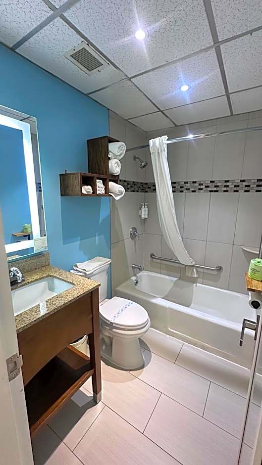 Days Inn by Wyndham Southington